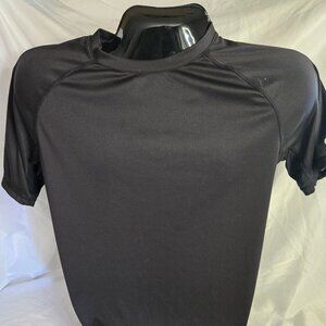 Dip Black Polyester Pull over T-shirt 26'' X 20'' (S)